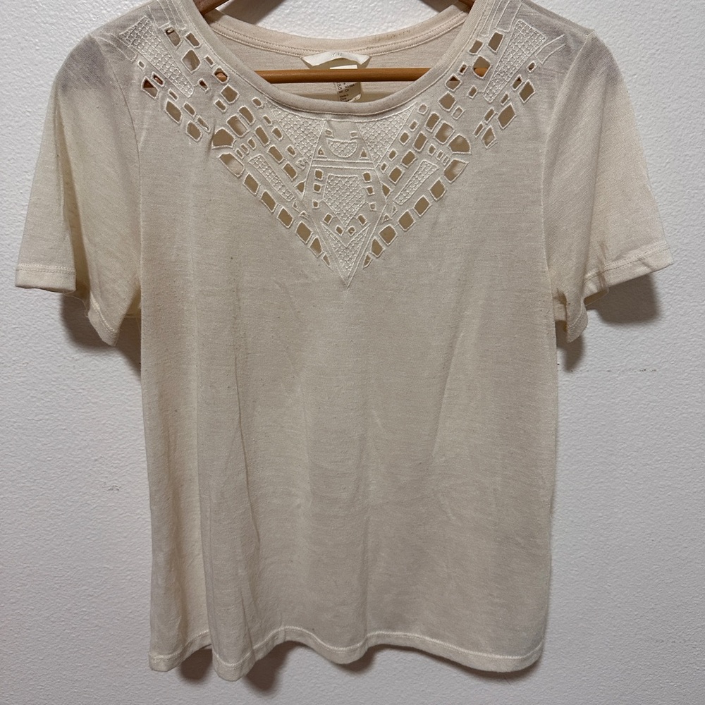 H&M Ivory Short Sleeve Tee with Geometric Cutouts